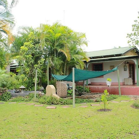 Lalamo Guesthouse Phalaborwa Extérieur photo