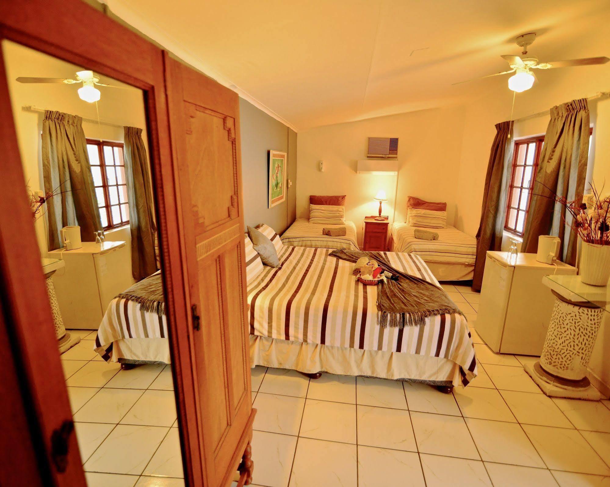 Lalamo Guesthouse Phalaborwa Extérieur photo