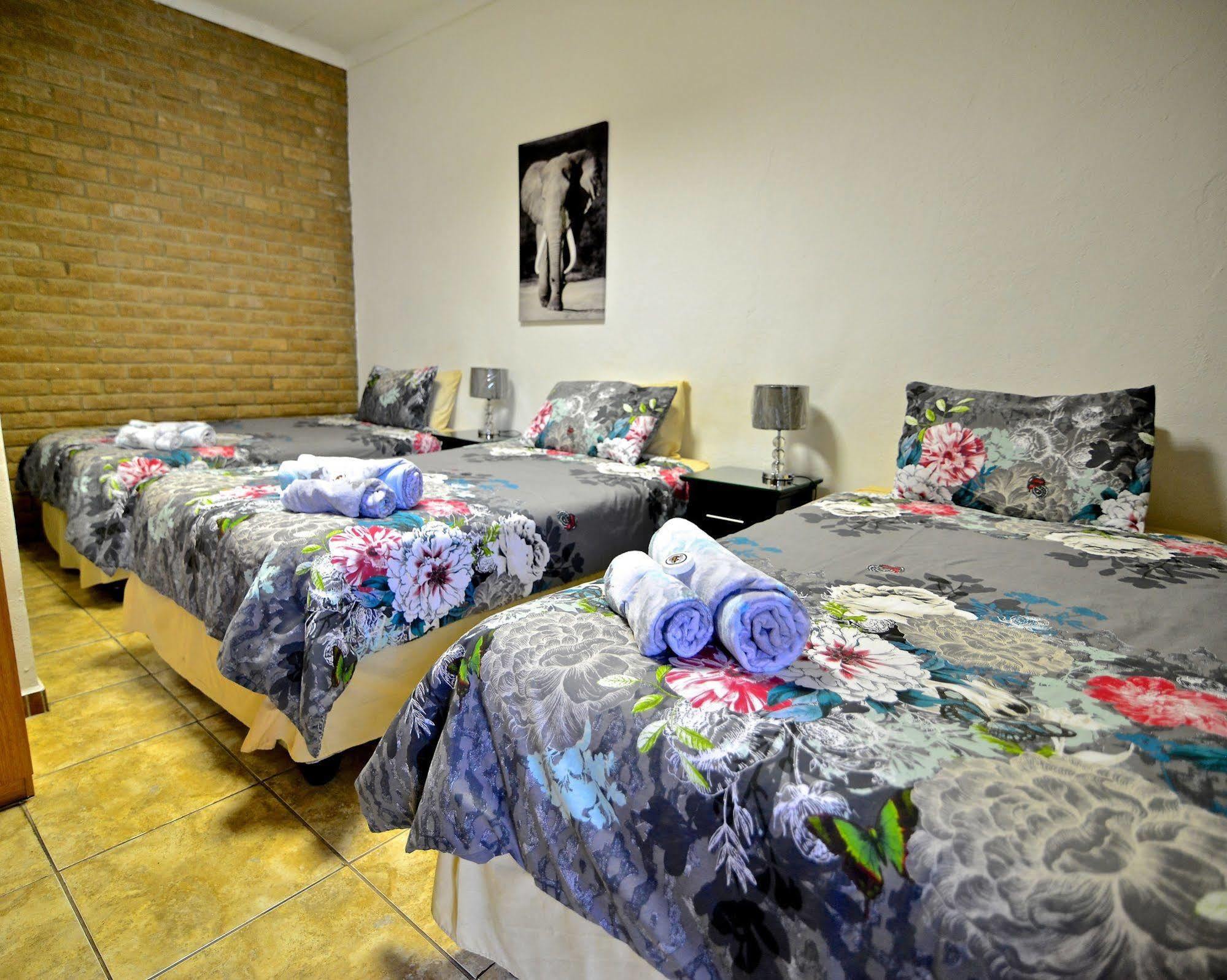 Lalamo Guesthouse Phalaborwa Extérieur photo